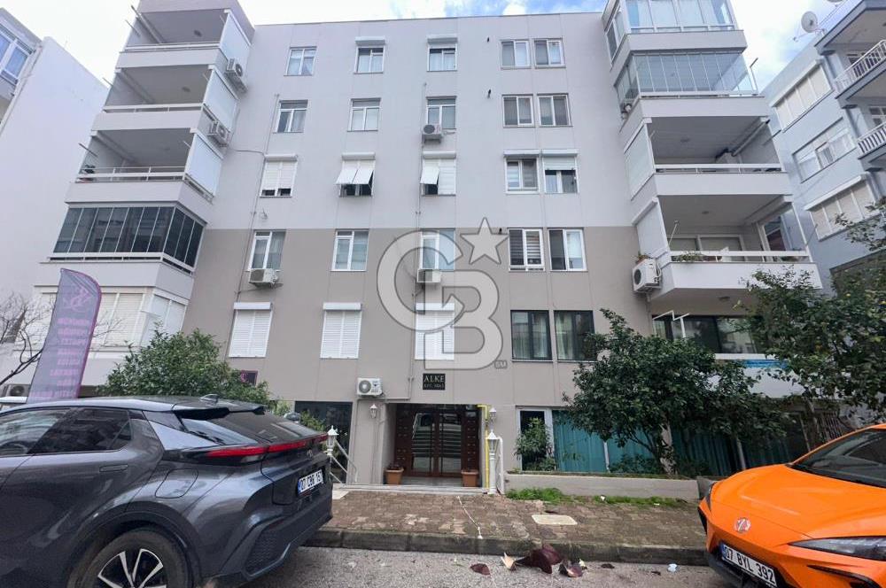 Bahçelievler'de Atatürk Parkı Karşısı Satılık 3+1 Daire