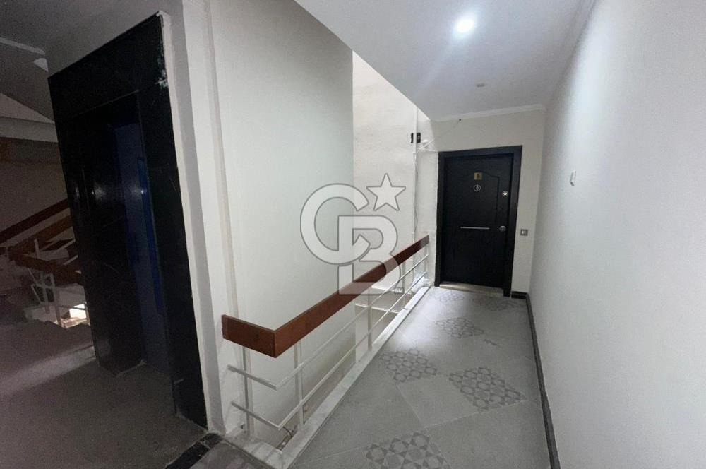 Bahçelievler'de Atatürk Parkı Karşısı Satılık 3+1 Daire