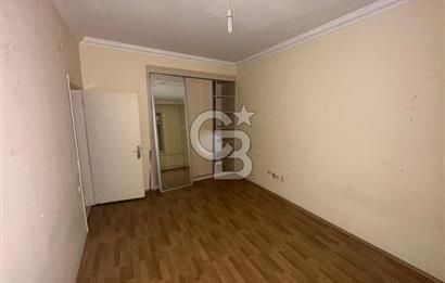 Bahçelievler'de Atatürk Parkı Karşısı Satılık 3+1 Daire