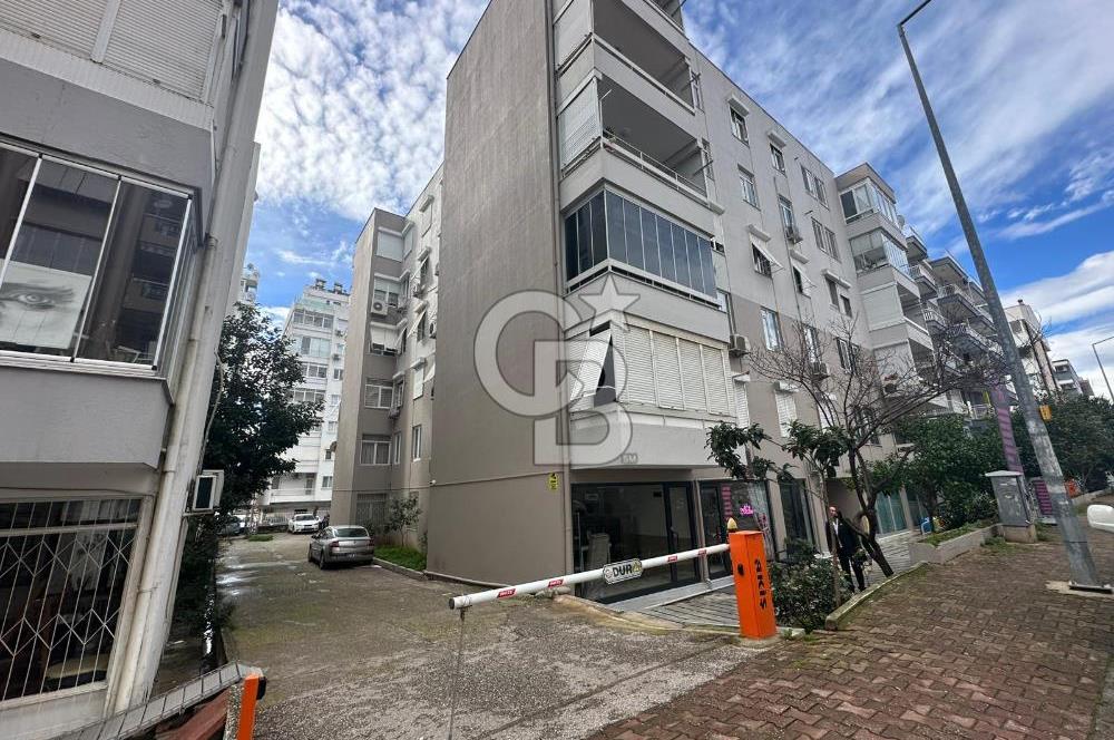 Bahçelievler'de Atatürk Parkı Karşısı Satılık 3+1 Daire