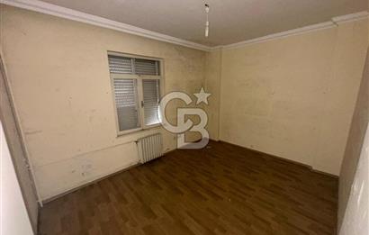 Bahçelievler'de Atatürk Parkı Karşısı Satılık 3+1 Daire