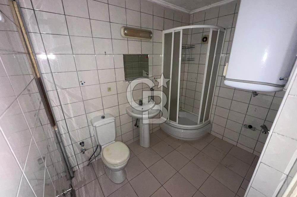 Bahçelievler'de Atatürk Parkı Karşısı Satılık 3+1 Daire