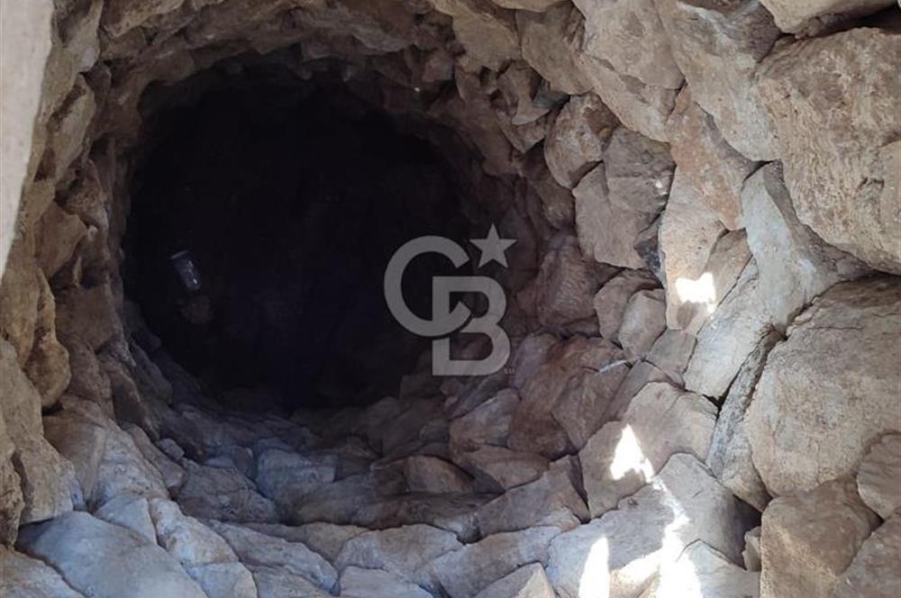 Tavas Kızılcabölük Toplam 8.802 M² Satılık Tarla