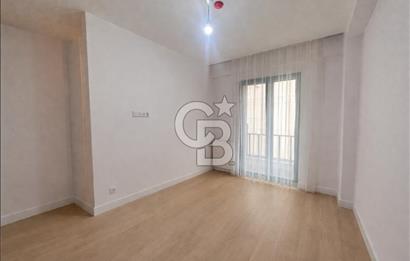 Fenerbahçede, Güvenlikli ve Yeni Binada SATILIK 3+1 Daire