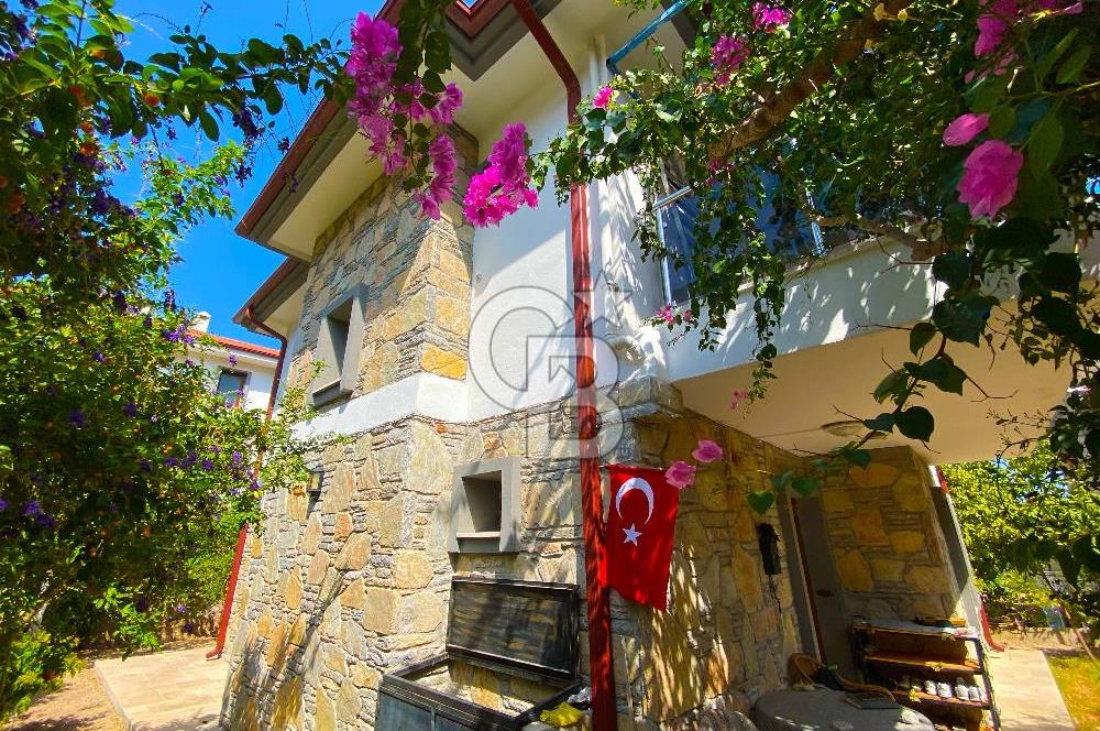 DATÇA MERKEZDE TAM MÜSTAKİL 3 + 1 VİLLA SATILIK