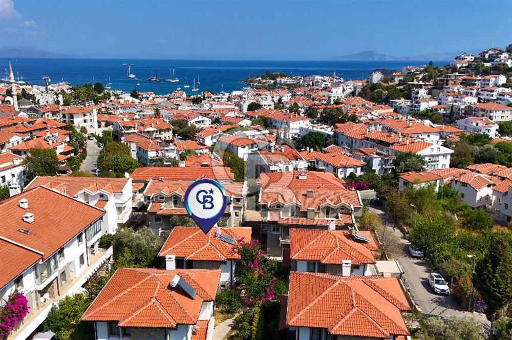 DATÇA MERKEZDE TAM MÜSTAKİL 3 + 1 VİLLA SATILIK