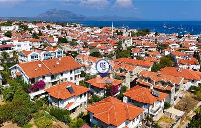 DATÇA MERKEZDE TAM MÜSTAKİL 3 + 1 VİLLA SATILIK