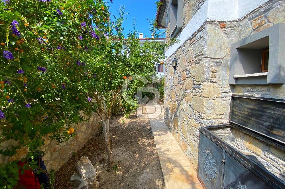 DATÇA MERKEZDE TAM MÜSTAKİL 3 + 1 VİLLA YILLIK KİRALIK