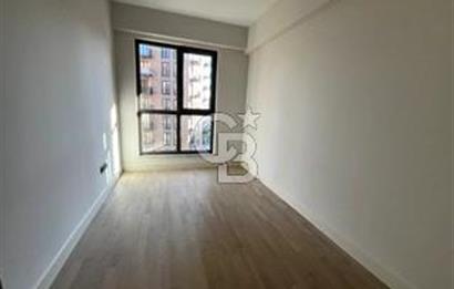 Sinpaş Koru Aura Finanskent te  kiralık 2+1 daire 