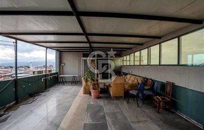 İzmir Çiğli Anadolu Caddesi Üzeri 6Katlı Satılık Yatırımlık Bina