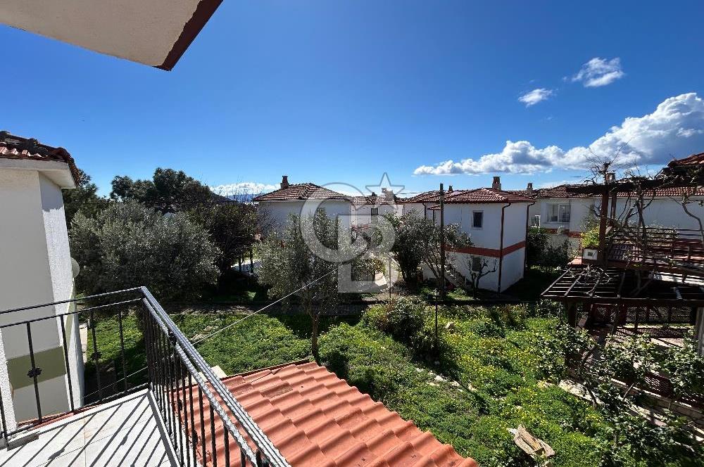 Denize Sıfır Raykent Sitesinde 1+1 Yazlık Daire - Bahçe Katı