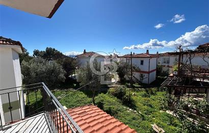 Denize Sıfır Raykent Sitesinde 1+1 Yazlık Daire - Bahçe Katı