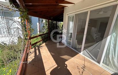 Denize Sıfır Raykent Sitesinde 1+1 Yazlık Daire - Bahçe Katı