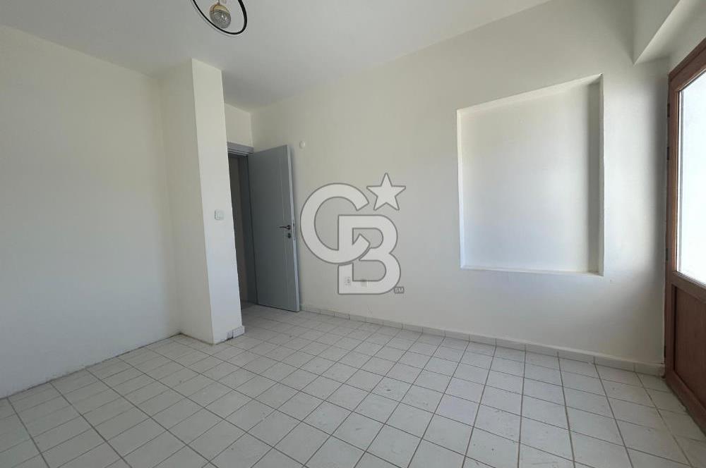 Bitezde full deniz manzaralı 3 teraslı site içinde villa