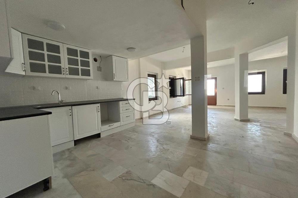 Bitezde full deniz manzaralı 3 teraslı site içinde villa