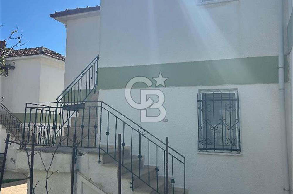 Denize Sıfır Raykent Sitesinde 1+1 Yazlık Daire - Üst Kat