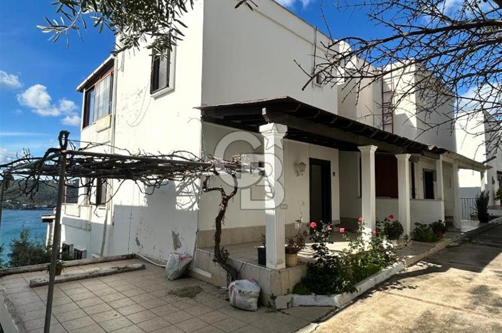 Bitezde full deniz manzaralı 3 teraslı site içinde villa