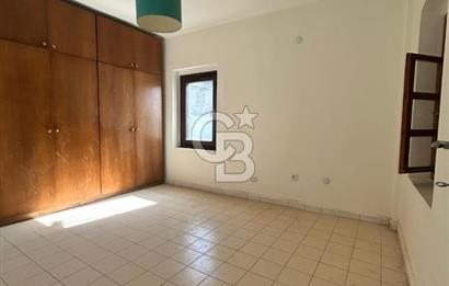 Bitezde full deniz manzaralı 3 teraslı site içinde villa