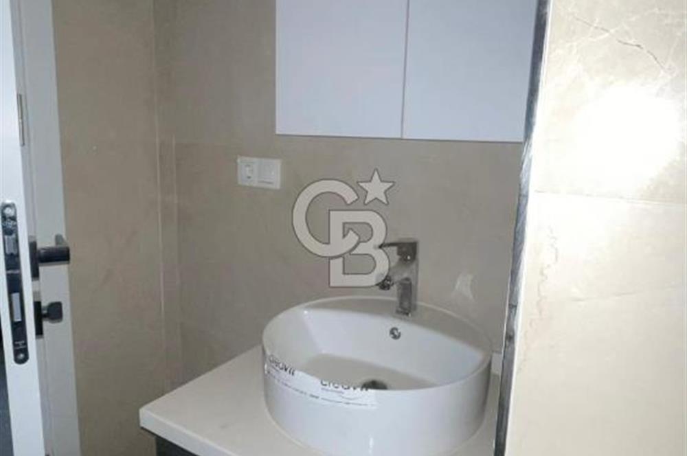 TREN YOLU ÜZERİNDE FEVZİPAŞA CADDESİNDE SATILIK 2+1 DAİRE