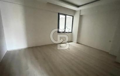 TREN YOLU ÜZERİNDE FEVZİPAŞA CADDESİNDE SATILIK 3+1 DAİRE