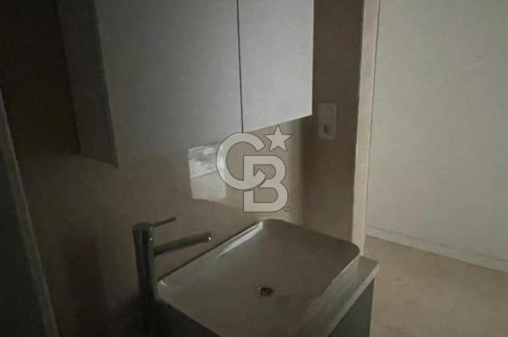 TREN YOLU ÜZERİNDE FEVZİPAŞA CADDESİNDE SATILIK 2+1 DAİRE