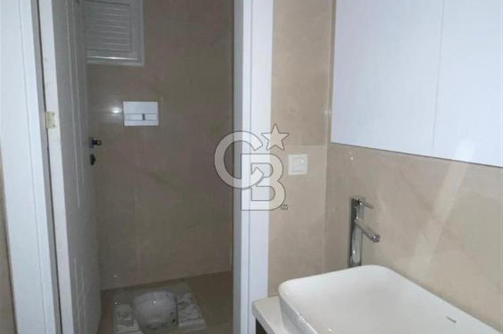 TREN YOLU ÜZERİNDE FEVZİPAŞA CADDESİNDE SATILIK 3+1 DAİRE