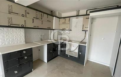 TREN YOLU ÜZERİNDE FEVZİPAŞA CADDESİNDE SATILIK 2+1 DAİRE