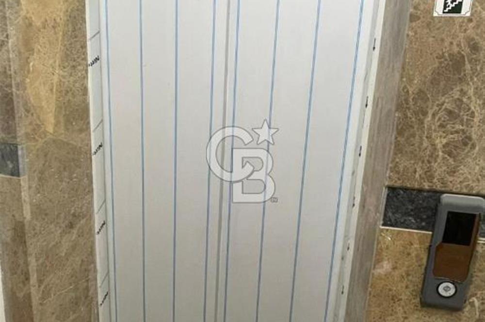 TREN YOLU ÜZERİNDE FEVZİPAŞA CADDESİNDE SATILIK 3+1 DAİRE