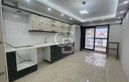 TREN YOLU ÜZERİNDE FEVZİPAŞA CADDESİNDE SATILIK 3+1 DAİRE