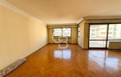 Mithatpaşa Cad Köprü'de Deniz Manzaralı Arakat 3+1 Satılık Daire