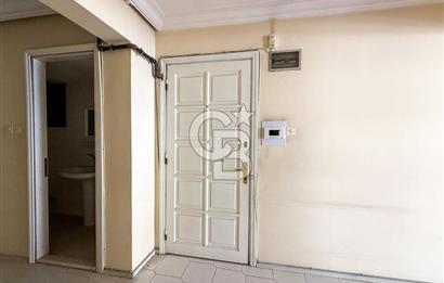 Mithatpaşa Cad Köprü'de Deniz Manzaralı Arakat 3+1 Satılık Daire