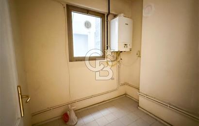 Mithatpaşa Cad Köprü'de Deniz Manzaralı Arakat 3+1 Satılık Daire