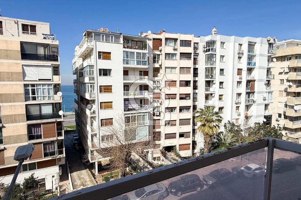 Mithatpaşa Cad Köprü'de Deniz Manzaralı Arakat 3+1 Satılık Daire