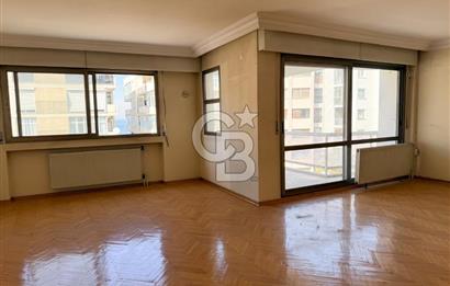 Mithatpaşa Cad Köprü'de Deniz Manzaralı Arakat 3+1 Satılık Daire