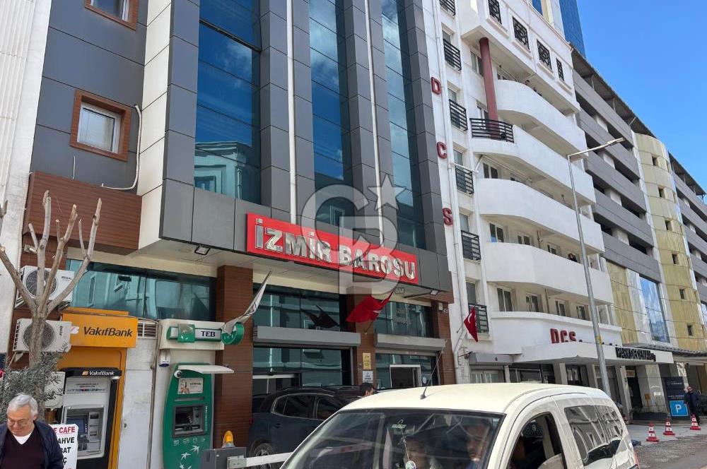 Alsancak'ta Merkezi Konumda Kiralık Ofis