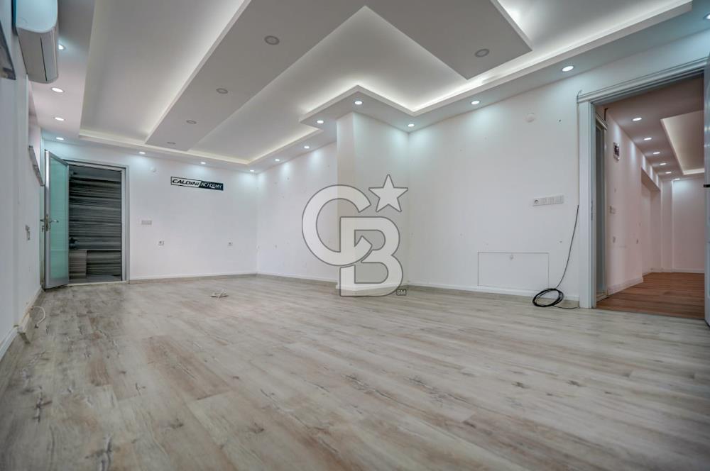 BAYRAMOĞLU PLAJYOLU SOK. DENİZE 20 MT 330 M2 ÖZEL YAPIM DAİRE
