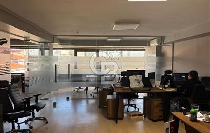 Alsancak'ta Merkezi Konumda Kiralık Ofis