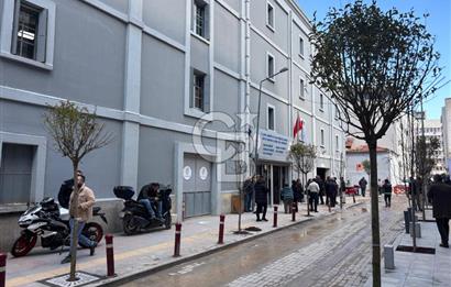 Alsancak'ta Merkezi Konumda Kiralık Ofis