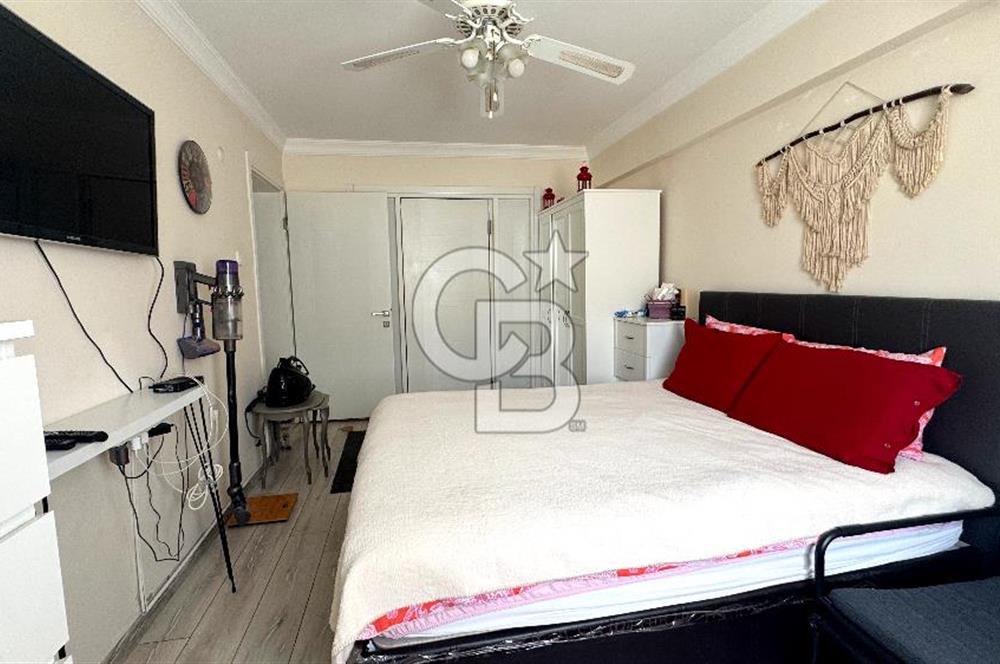 BORNOVA MERKEZDE GİYİNME ODALI 2+1 SATILIK DAİRE