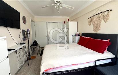 BORNOVA MERKEZDE GİYİNME ODALI 2+1 SATILIK DAİRE