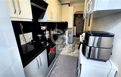BORNOVA MERKEZDE GİYİNME ODALI 2+1 SATILIK DAİRE