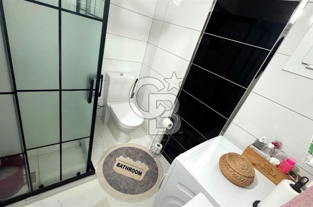 BORNOVA MERKEZDE GİYİNME ODALI 2+1 SATILIK DAİRE