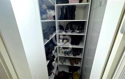BORNOVA MERKEZDE GİYİNME ODALI 2+1 SATILIK DAİRE