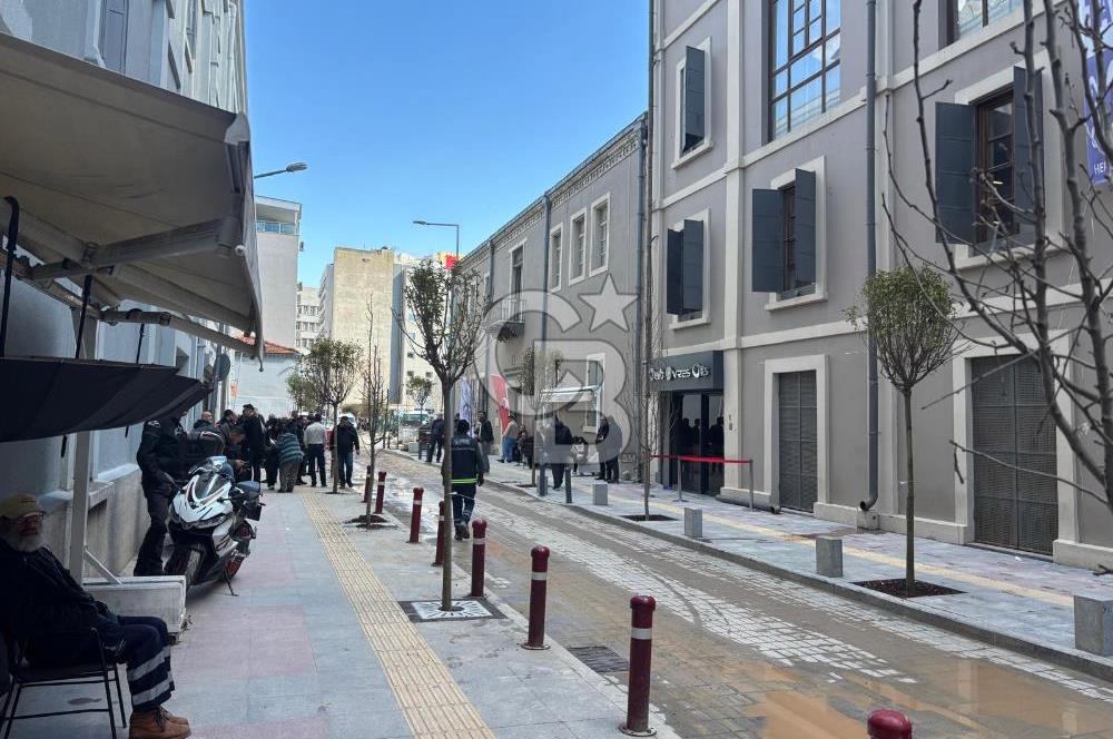 Alsancak'ta Merkezi Konumda Kiralık Ofis