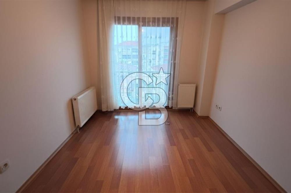 KARŞIYAKA YALl BULVARI 'NDA DENİZ MANZARALI 2+1 SATILIK DAİRE 