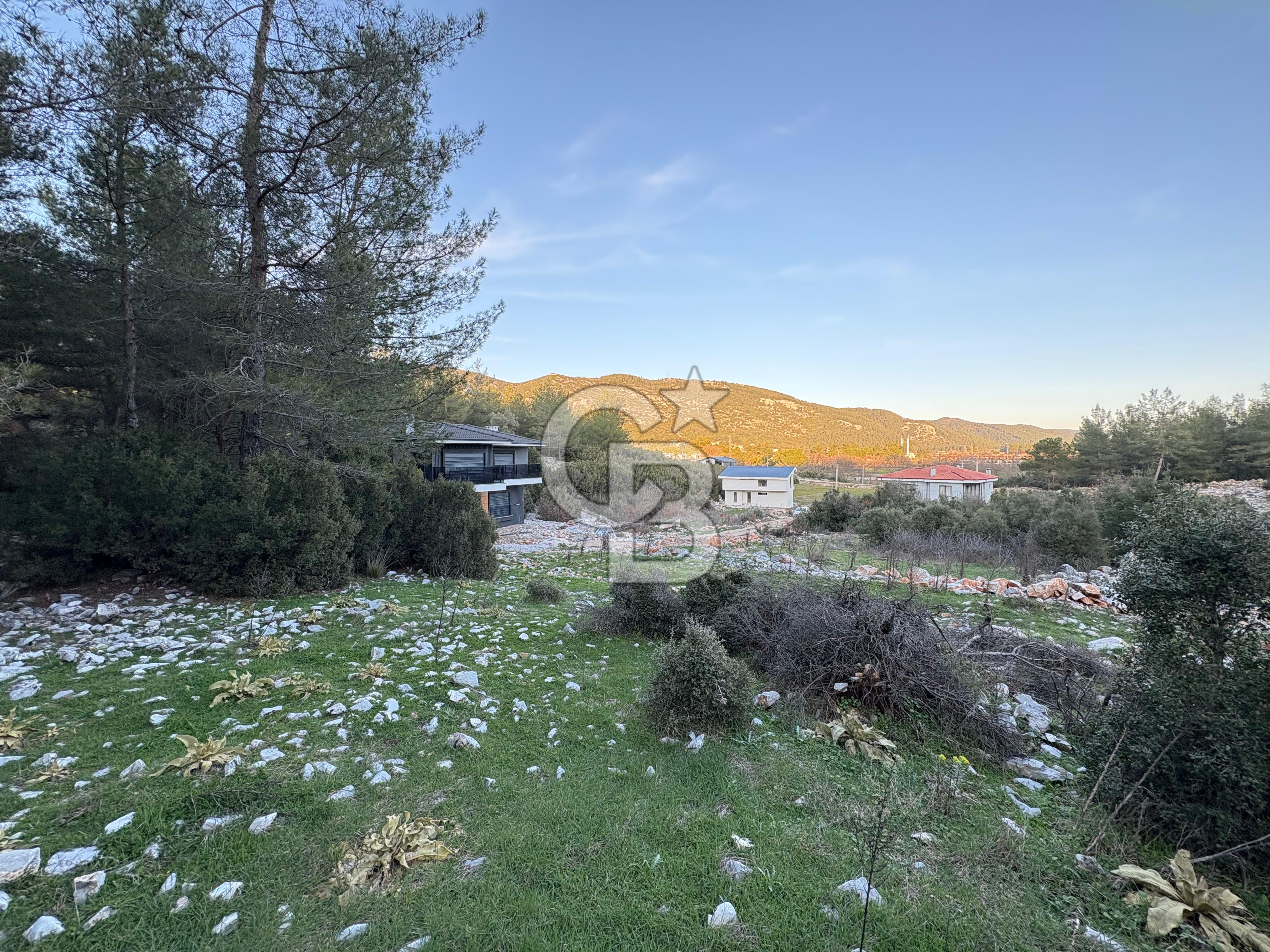 Menteşe, Gülağzı'nda Satılık Villa İmarlı Arsa 