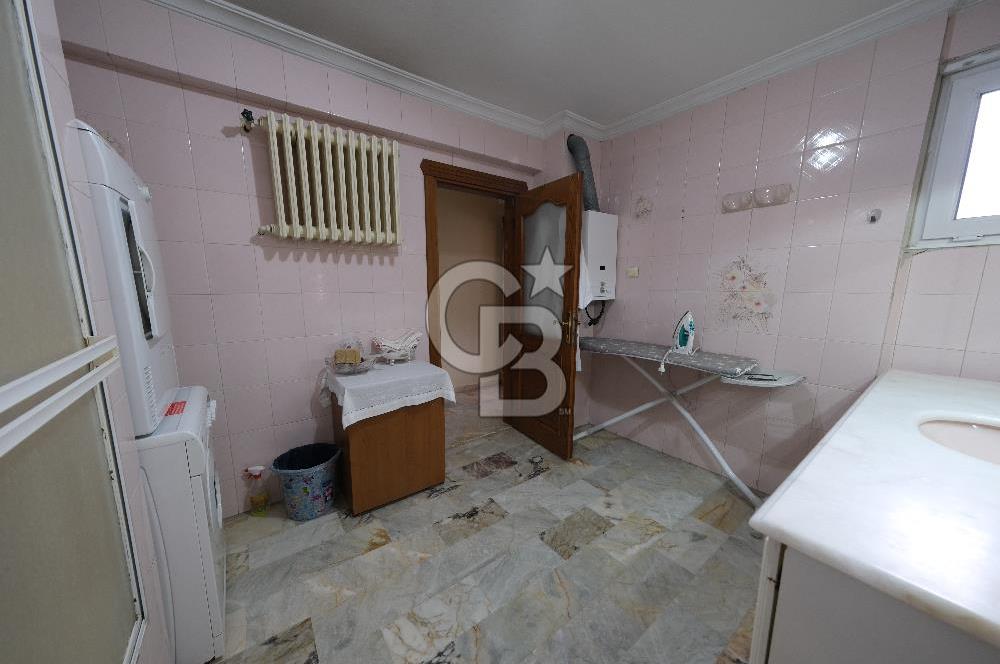 ERENKÖY KAZIM KARABEKİR PAŞA'da 3+1 BALKONLU EŞYALI  KİRALIK DAİRE