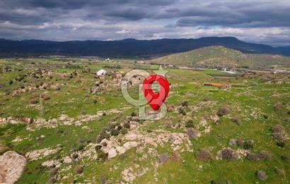 DİKİLİ'DE DENİZ MANZARALI SATILIK İKİZ VİLLA ARSASI 