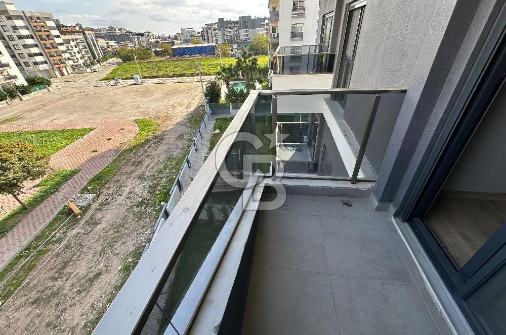 Çiğli Balatçıkta Katip Çelebi Üni Yakını Azel Deluxe Satılık 2+1