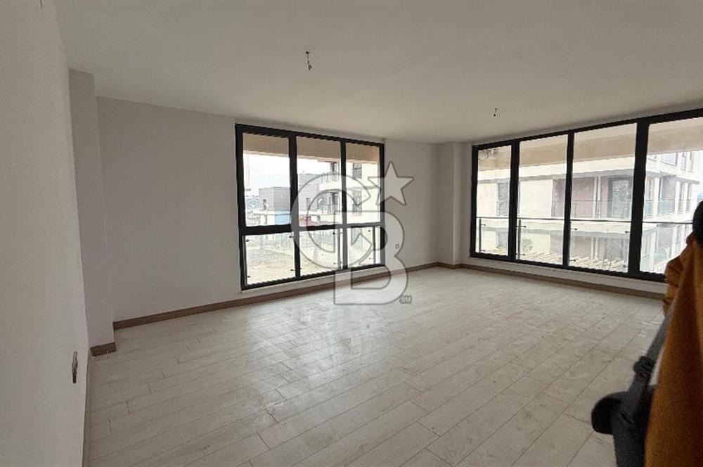 ADANANIN EN PRESTİJLİ PROJESİNDE GÖL MANZARALI YATAY MİMARİ 3+1